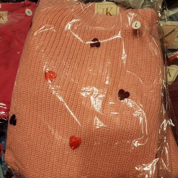 Pink Heart Sweater - Picture 3 of 4